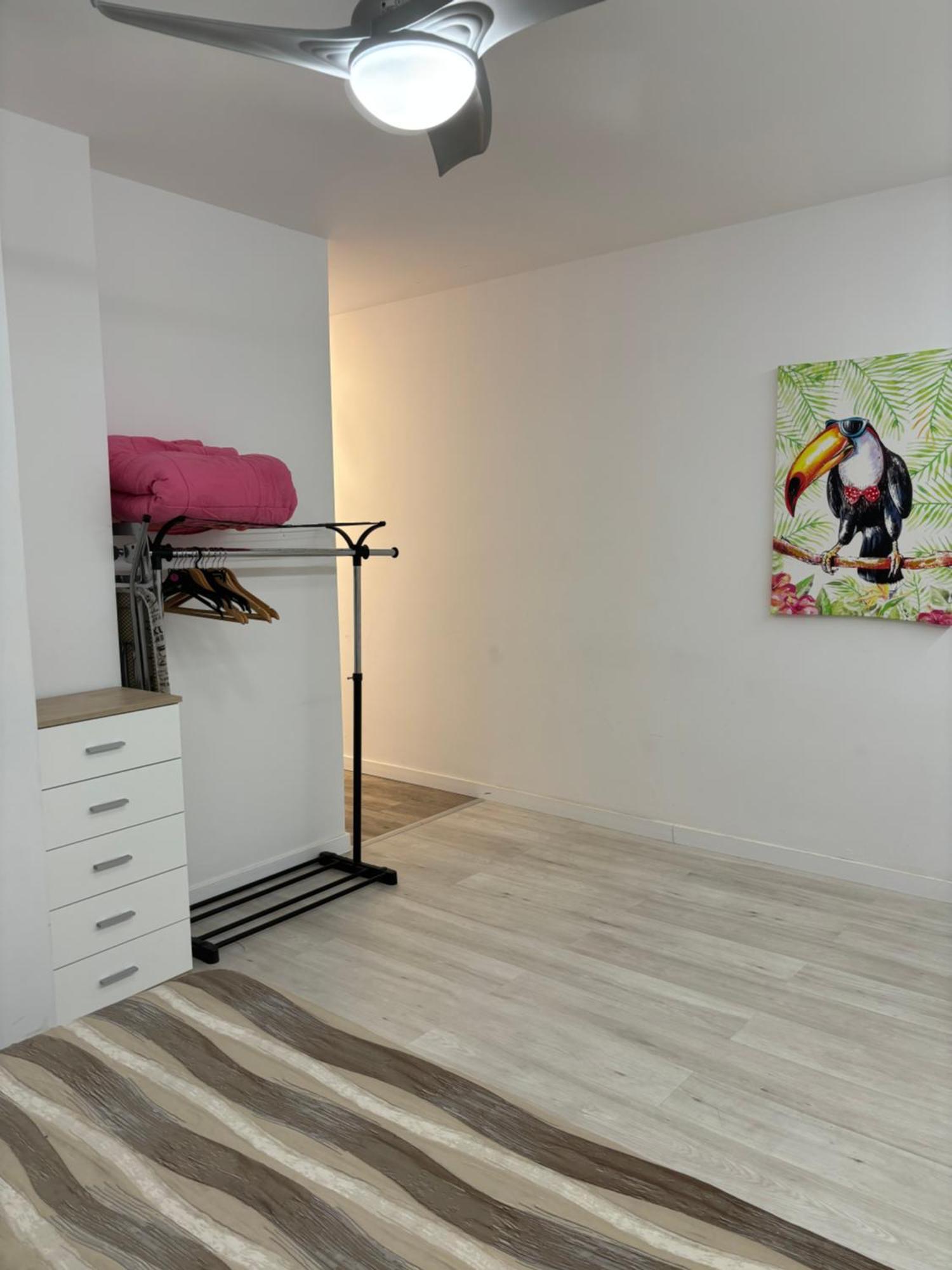 Apartamento Blanco Y Negro En El Centro Alicante Exterior foto